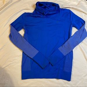 Women’s Nike Knit Pull Over